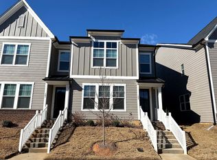 137 Carriage Club Dr #104, Mooresville, NC 28117
