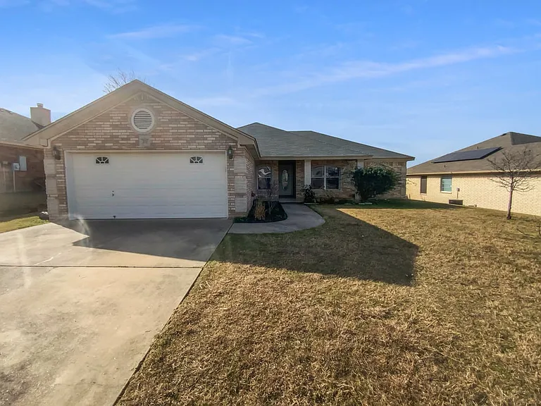 3804 Tatonka Dr — Photo 1