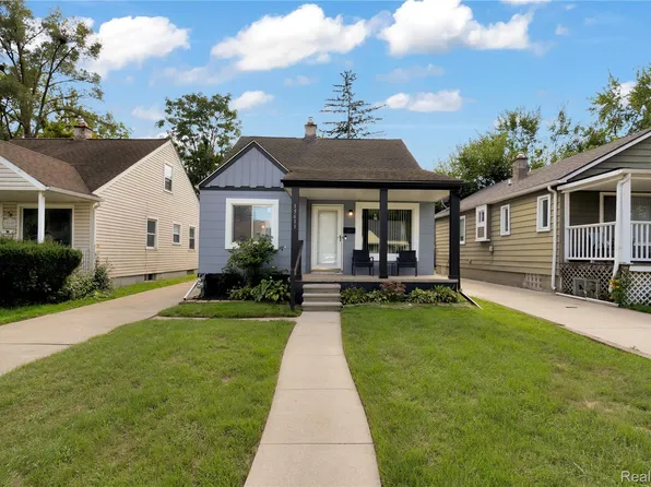 15611 Leona Dr, Redford, MI 48239