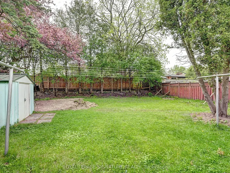 240 Stonybrook Dr — Photo 45