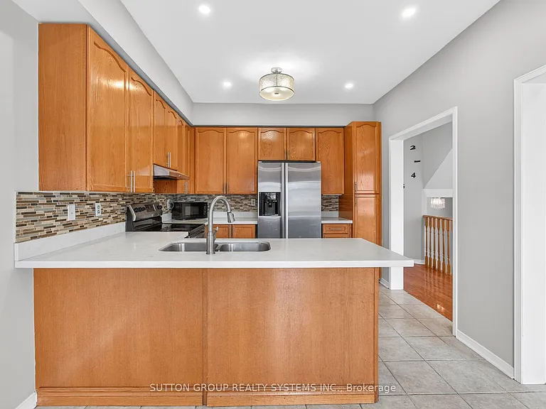 6556 Opera Glass Cres S — Photo 18