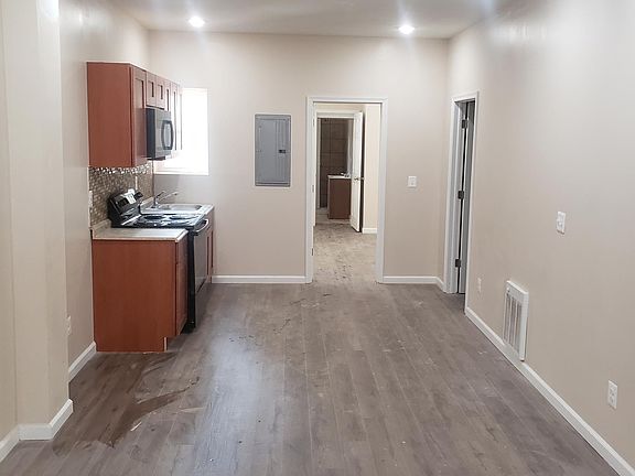 2nd image of 5264 Delancey St #1