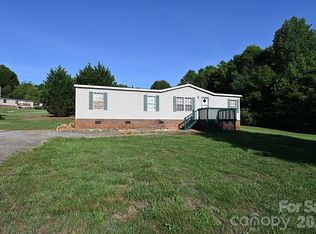 2835 Grace Hill Dr, Granite Falls, NC 28630