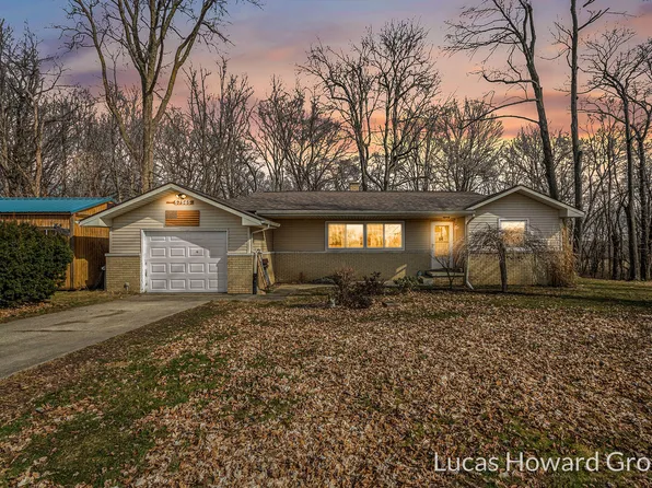 57565 Twin Lakes Rd, Cassopolis, MI 49031