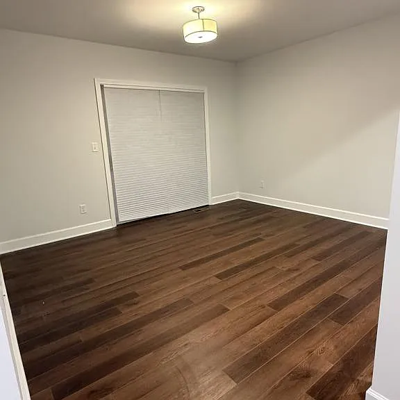 32B Fonda Rd — Photo 2