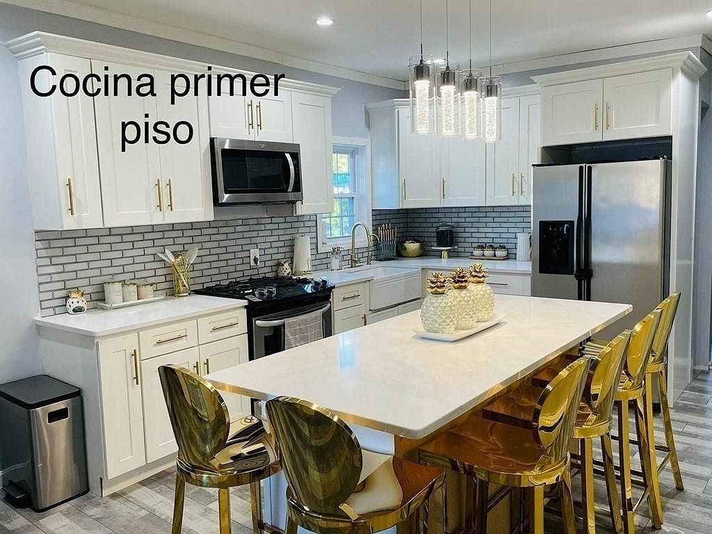 303 Erving Ave 303, Lawrence, MA 01841 Zillow