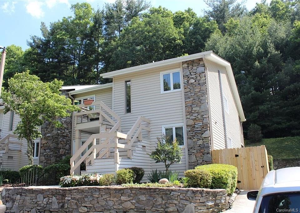1st image of 620 N Britton Creek Ct