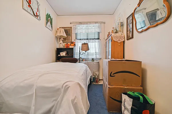 Sold by Julia Shildkret Real Estate Group | media 12