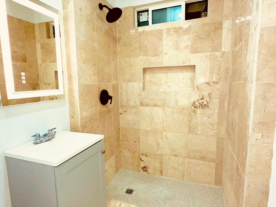 1st image of 1611 N Virginia St #1611