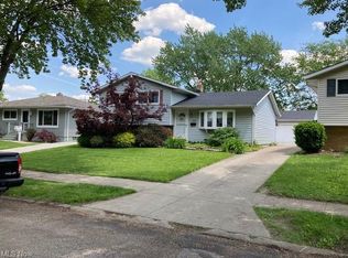 4409 Starlight Dr, Cleveland, OH 44109