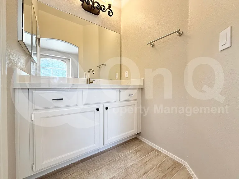 500 N Roosevelt Ave #87 — Photo 13