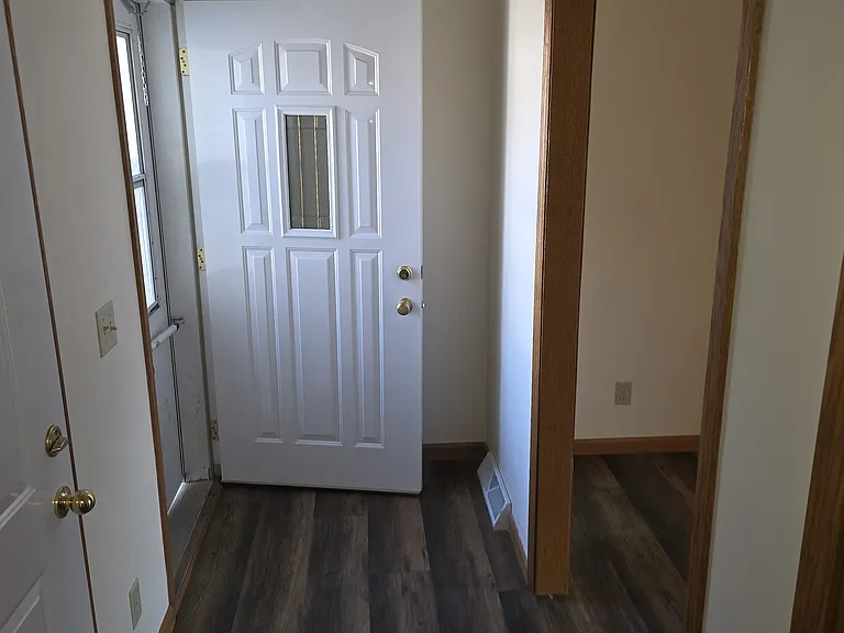19 Fordem Ct #19 — Photo 5