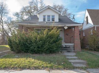 15373 Hartwell St, Detroit, MI 48227