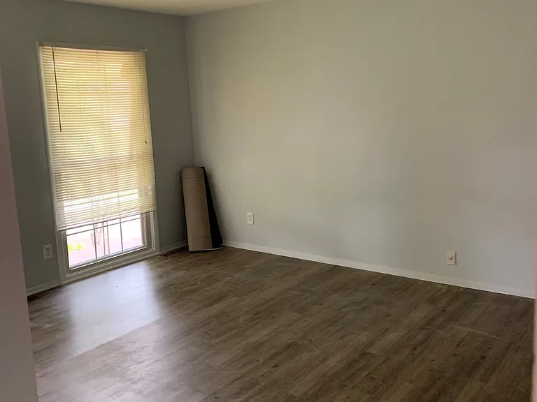 623 Virginia Ave — Photo 4