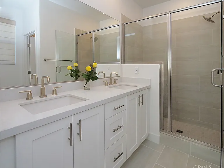 1645 W Hornet Dr — Photo 15