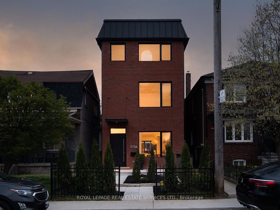 1st image of 393A Arlington Ave
