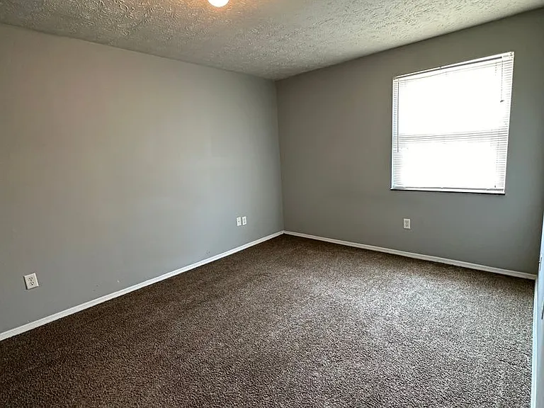 Ironwood Apartments — Photo 10