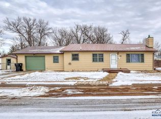 522 Elmira Ave, Newell, SD 57760