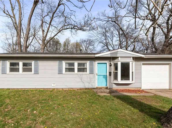 2724 S 52nd Ct, Kansas City, KS 66106