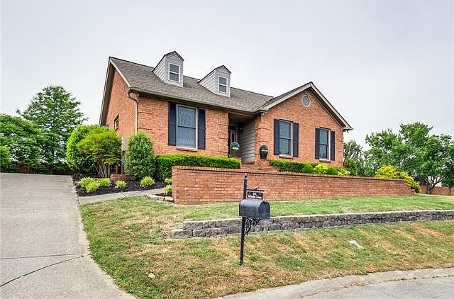 1st image of 1661 Wellington Grn