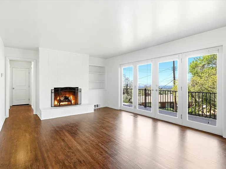 3036 S Sequoia Dr — Photo 10