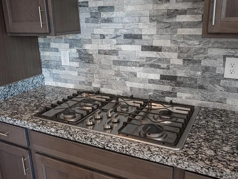 6198 Hays Cove Ct — Photo 12