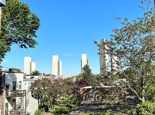 294 Lark St APT 2, Albany, NY 12210