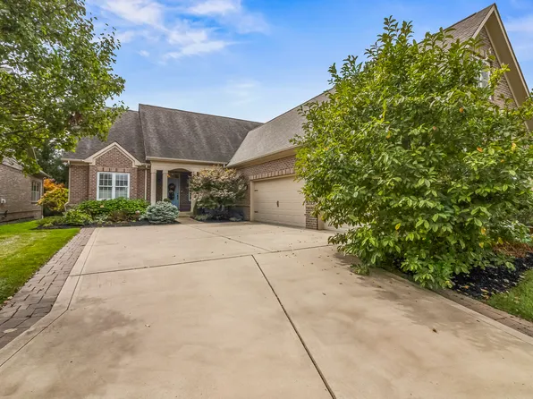 15366 Mission Hills Dr, Carmel, IN 46033