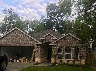 205 S 5th St, La Porte, TX 77571