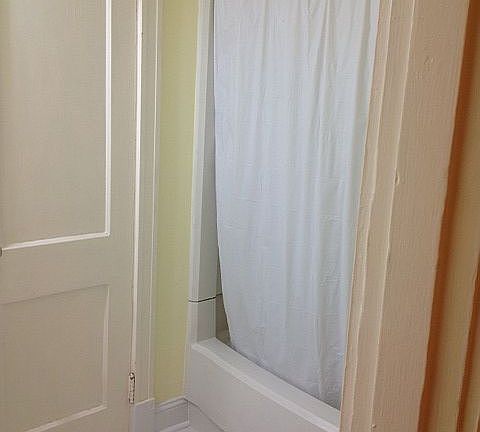 "Jack & Jill" bathroom