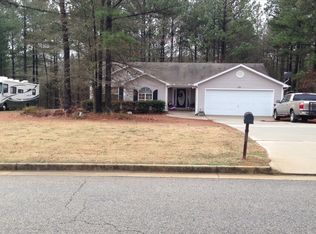 208 Baxter Ln, Locust Grove, GA 30248