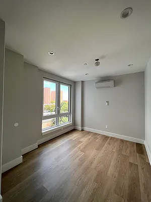 Rented by E M Associates LLC | media 6