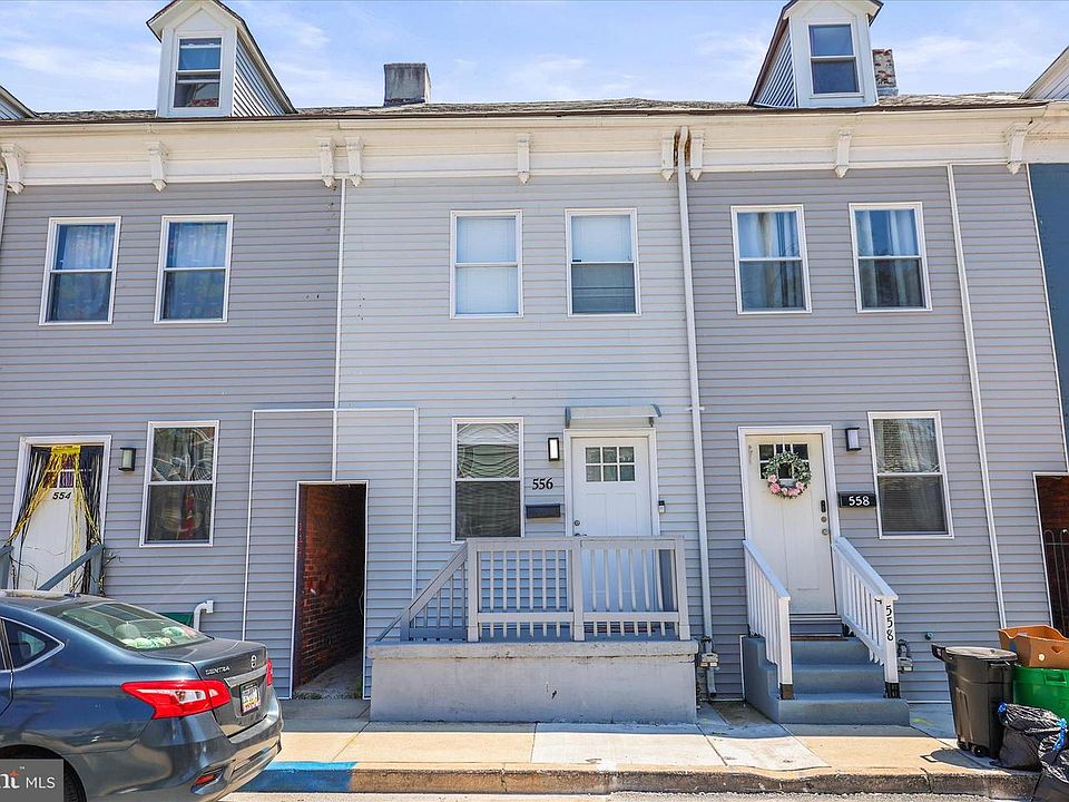1st image of 556 Salem Ave