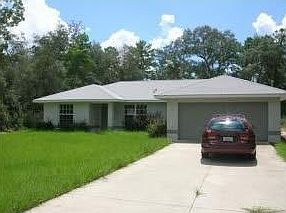 1st image of 202 SE Fisher Way