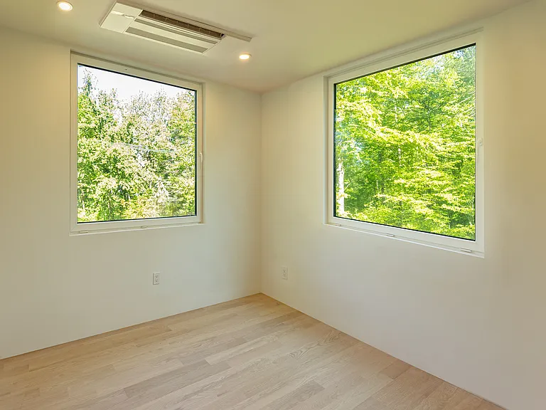 205 E Hyerdale Dr — Photo 25