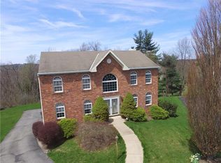 609 Kimble Dr, Glenshaw, PA