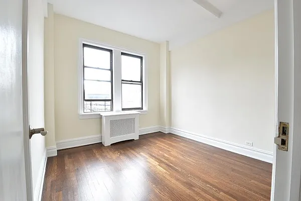 Rented by (Legacy) NY Quality Living Uptown | media 17