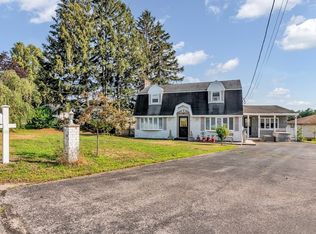 1496 Varnum Ave, Lowell, MA 01854