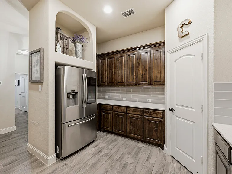 816 Brookstone Ct — Photo 6