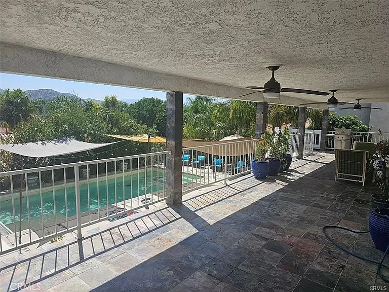 22867 Cove View St #B — Photo 49