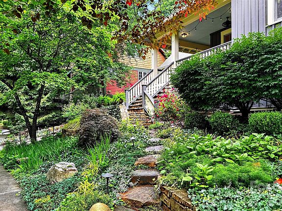 5th image of 52 Cheshire Dr