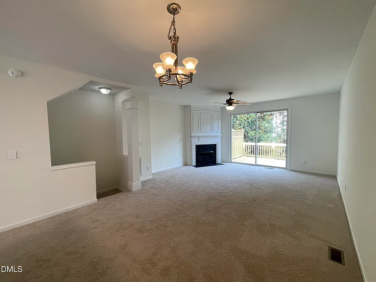 4905 Wyatt Brook Way — Photo 3