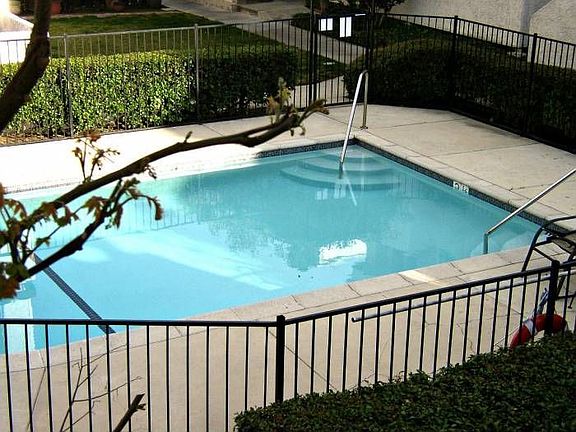 Association Pool