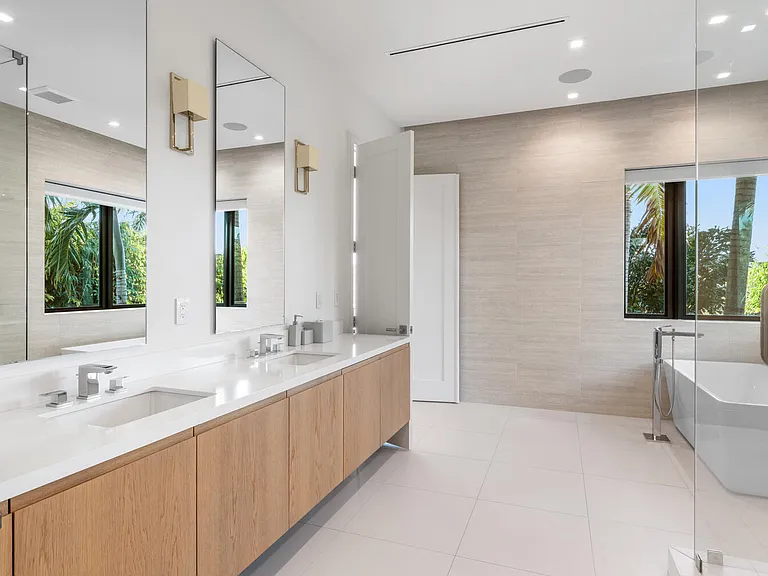 12381 Cypress Island Way — Photo 33