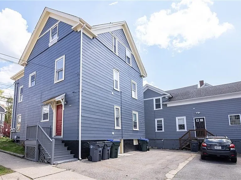 376 Hope St — Photo 11