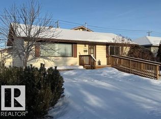 7712 Argyll Rd NW, Edmonton, AB T6C4A8