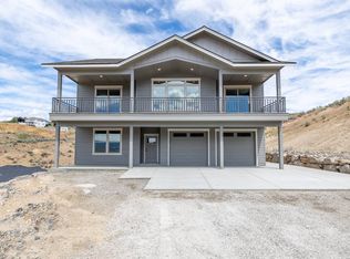 3782 Buck Haven Ln, Wenatchee, WA 98801