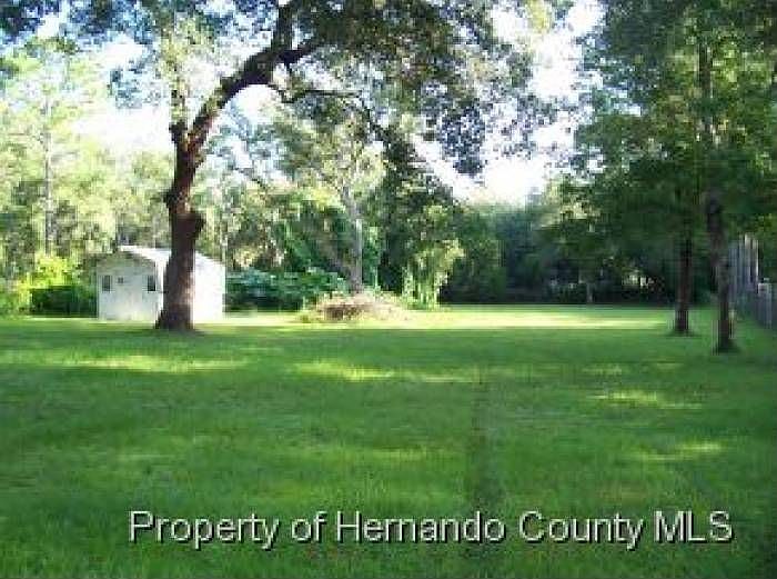 2nd image of 33367 Westwood Dr