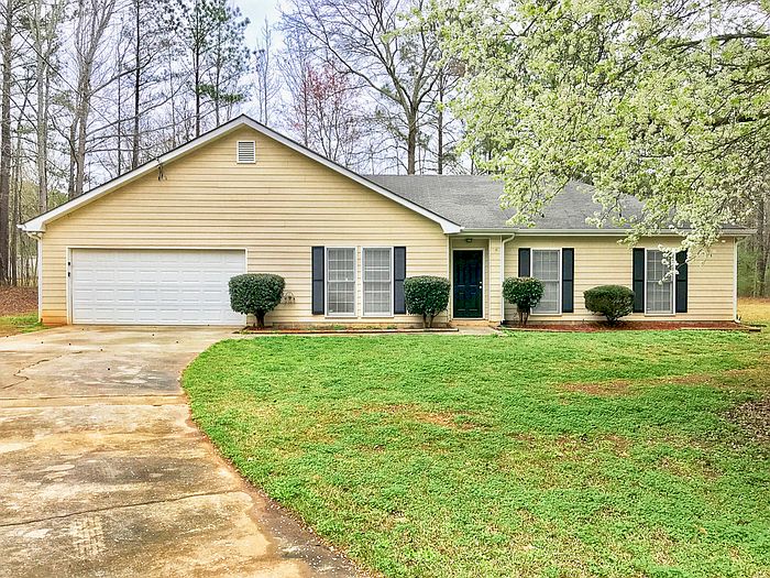 1st image of 30 Christian Woods Dr
