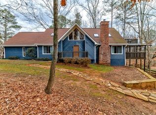 825 Spring Valley Dr, Cumming, GA 30041